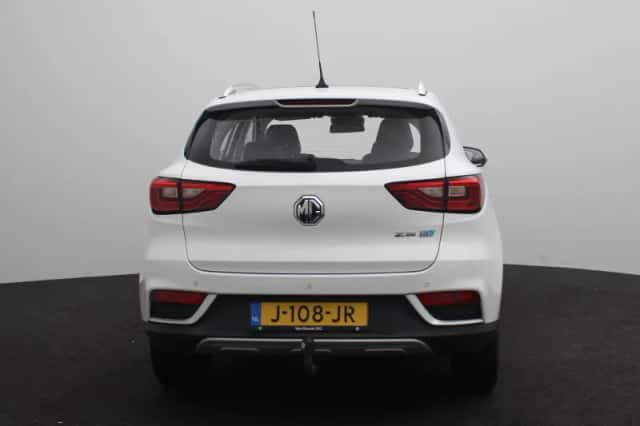 MG ZS EV (2020) thumbnail 6