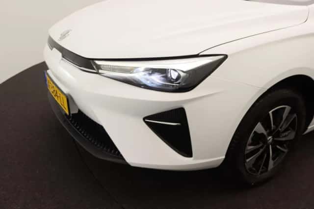 MG MG5 (2023) thumbnail 14