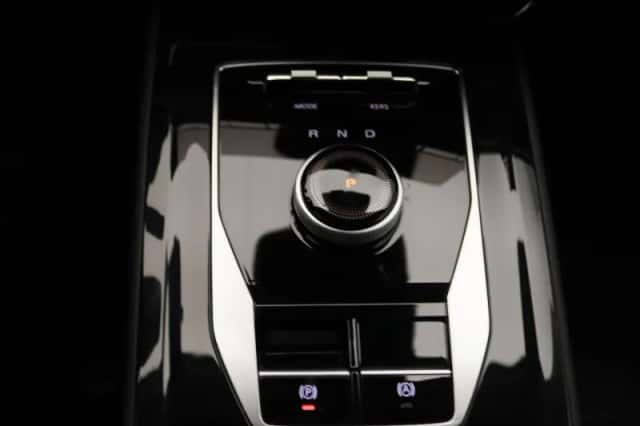 MG MG5 (2023) thumbnail 10