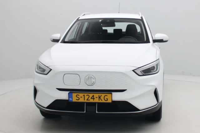 MG ZS EV (2023) thumbnail 4