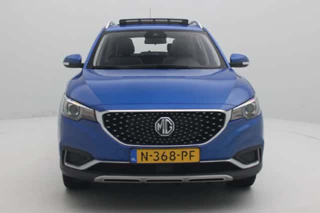 MG ZS EV (2021) thumbnail 3