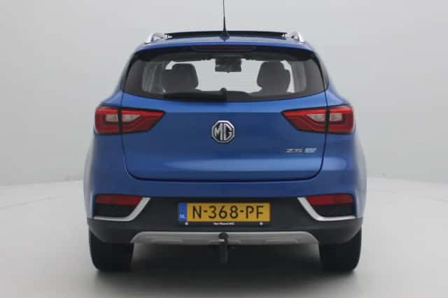 MG ZS EV (2021) thumbnail 5
