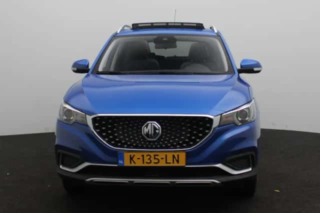 MG ZS EV (2021) thumbnail 4