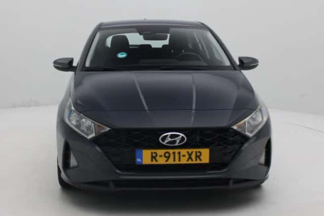 Hyundai i20 (2022) thumbnail 3