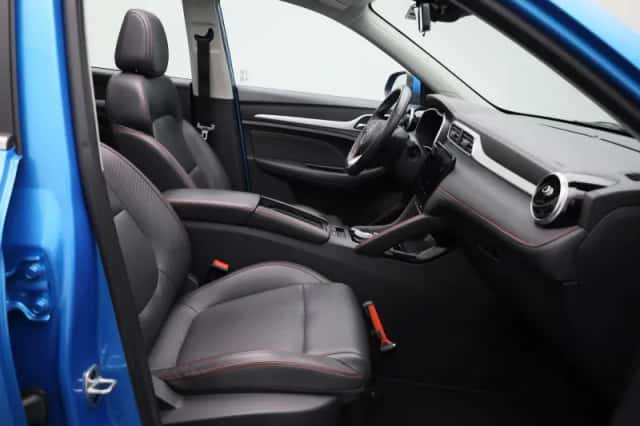 MG ZS EV (2023) thumbnail 6