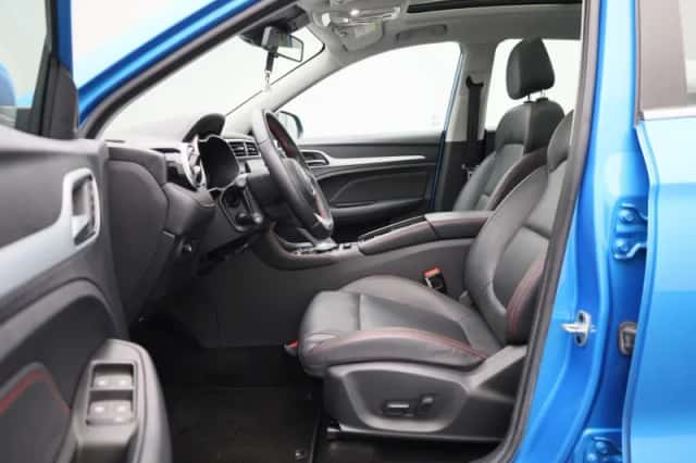 MG ZS EV (2023) thumbnail 2