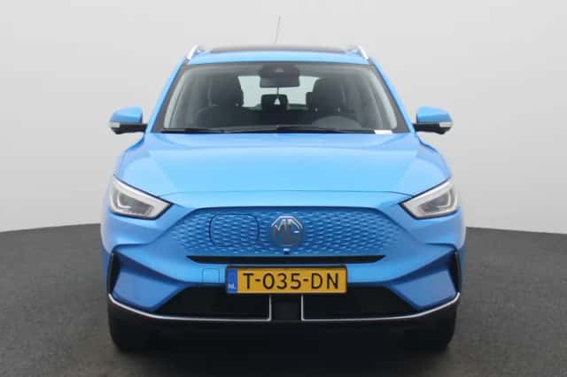 MG ZS EV (2023) thumbnail 5