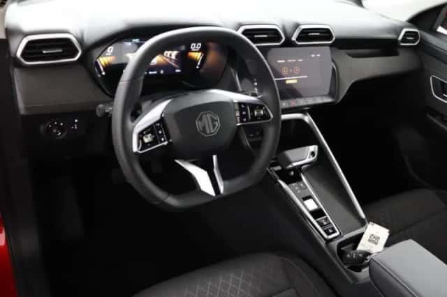 MG ZS (2026) thumbnail 2