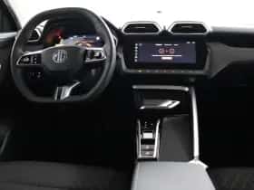 MG ZS thumbnail 12