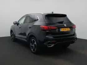 MG MG HS (2023) thumbnail 2