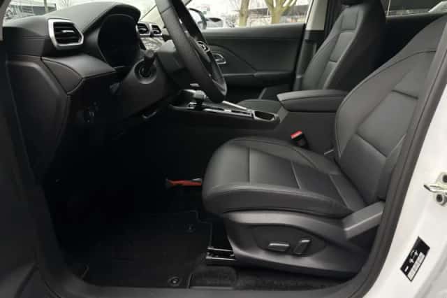 MG ZS (2026) thumbnail 5