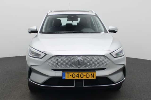 MG ZS EV (2023) thumbnail 5