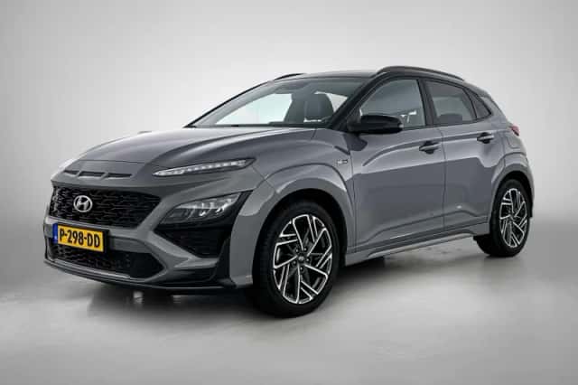 Hyundai Kona (2022) thumbnail 1