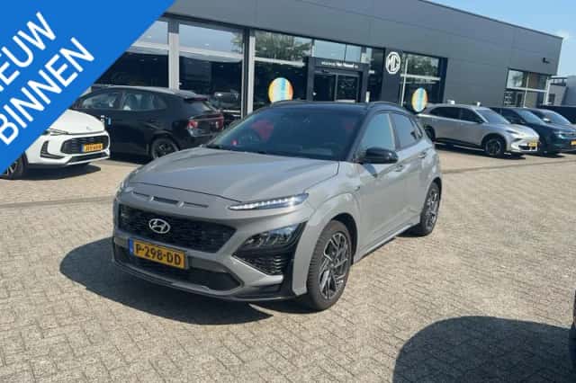 Hyundai Kona (2022) thumbnail 1