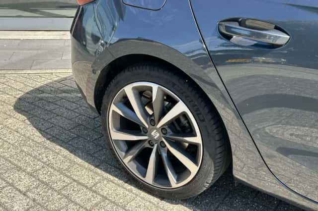 SEAT Leon (2020) thumbnail 4