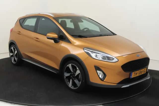 Ford Fiesta (2018) thumbnail 4