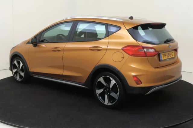 Ford Fiesta (2018) thumbnail 5