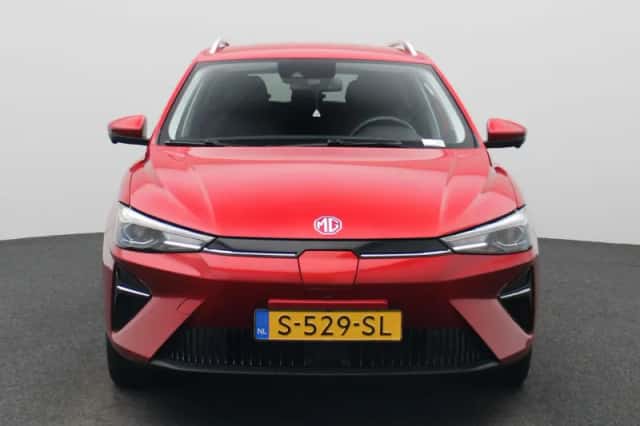 MG MG5 (2023) thumbnail 4