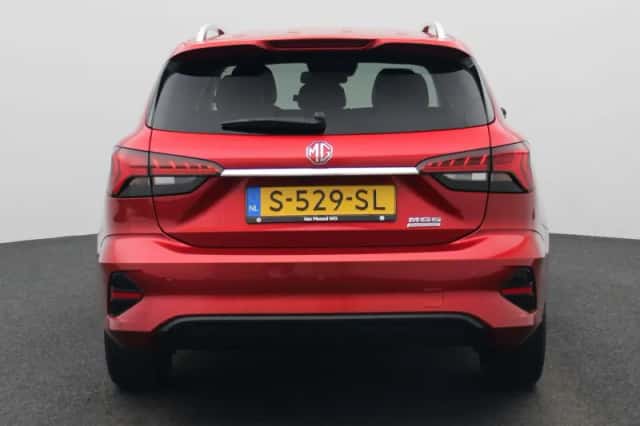 MG MG5 (2023) thumbnail 6