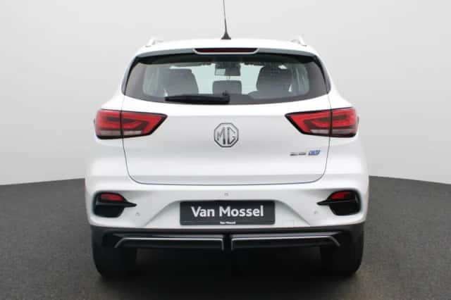 MG ZS EV (2023) thumbnail 6