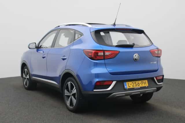MG ZS EV (2021) thumbnail 4