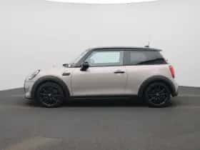MINI Cooper (2022) thumbnail 4