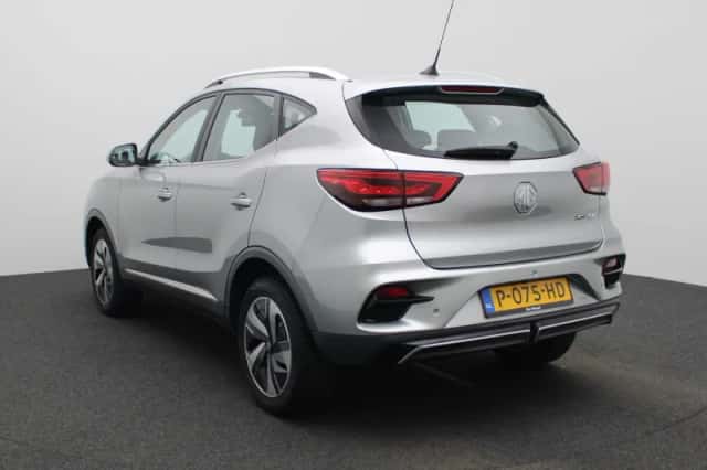 MG ZS EV (2022) thumbnail 2
