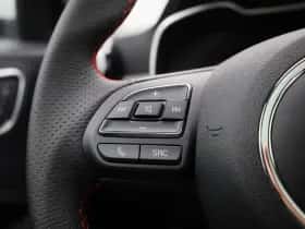 MG ZS EV (2025) thumbnail 24