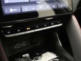 MG ZS EV (2023) thumbnail 16