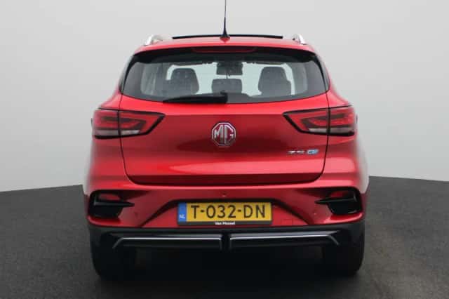 MG ZS EV (2023) thumbnail 5