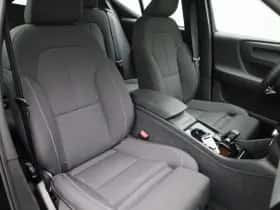 Volvo XC40 (2023) thumbnail 35
