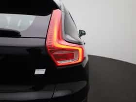 Volvo XC40 (2023) thumbnail 36