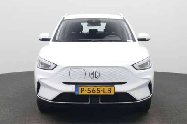 MG ZS EV (2022) thumbnail 3