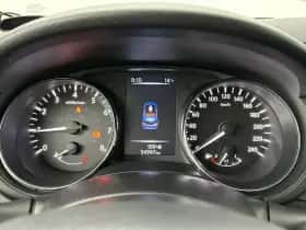 Nissan Pulsar (2018) thumbnail 10