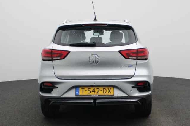MG ZS EV (2023) thumbnail 5