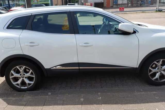 Renault Kadjar (2020) thumbnail 4