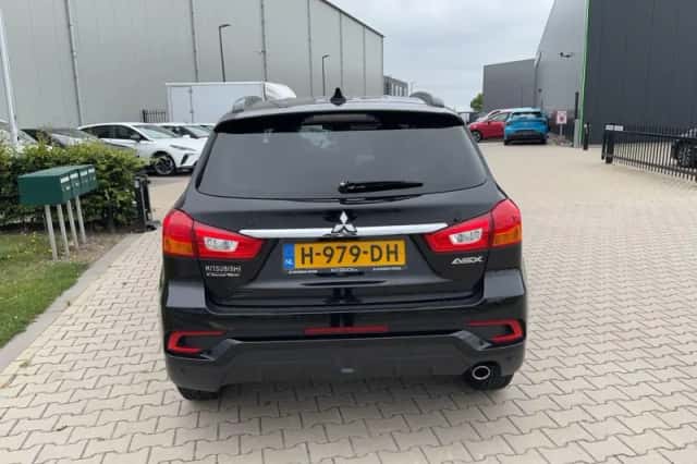 Mitsubishi ASX (2020) thumbnail 3