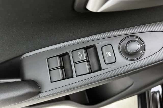 Mazda 2 (2024) thumbnail 35