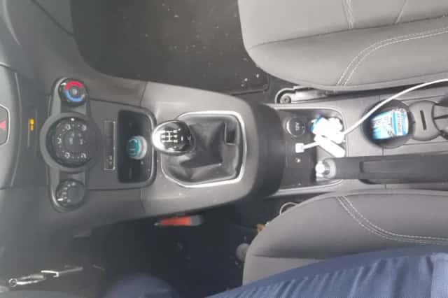 Ford Fiesta (2015) thumbnail 15