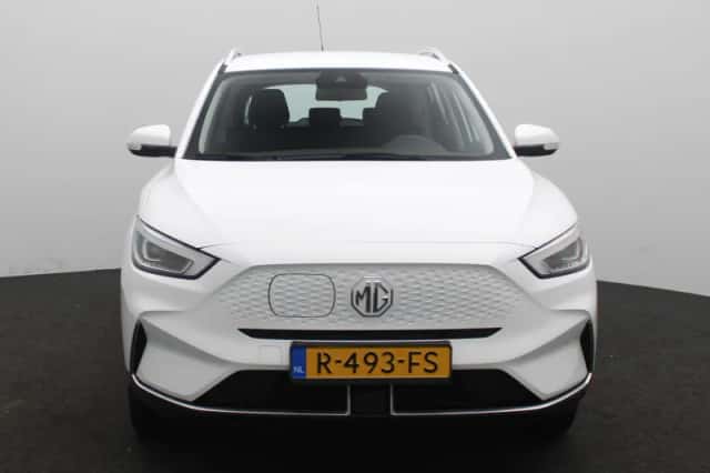 MG ZS EV (2022) thumbnail 4