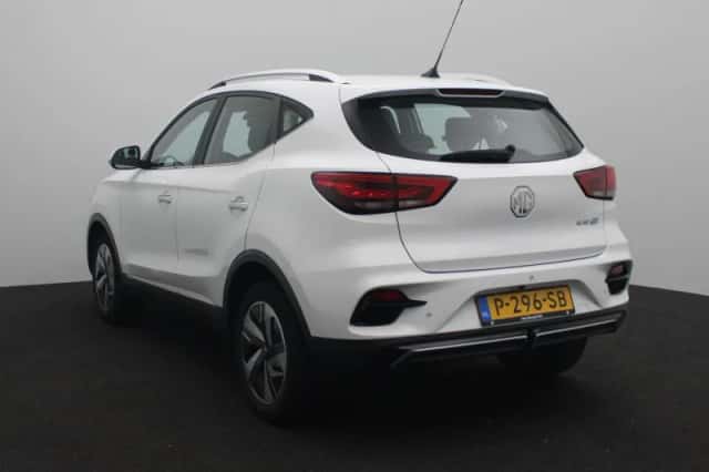 MG ZS EV (2022) thumbnail 3