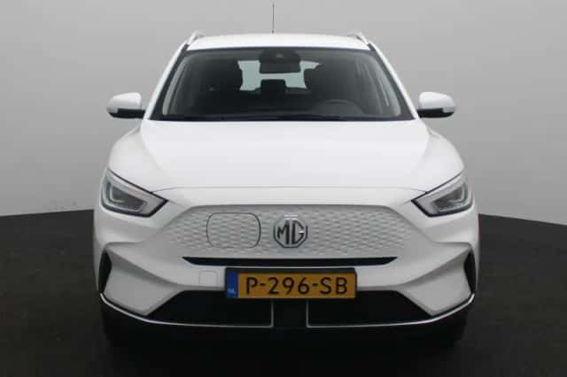 MG ZS EV (2022) thumbnail 4