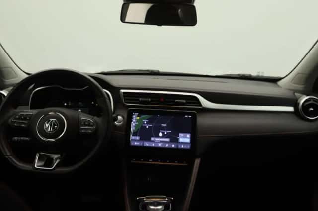 MG ZS EV (2022) thumbnail 8