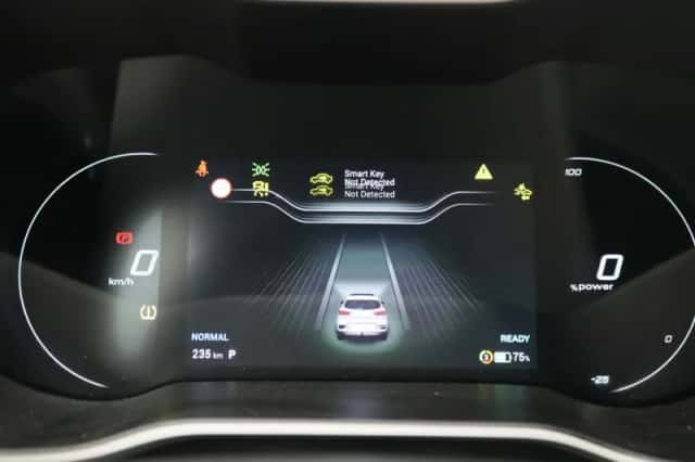 MG ZS EV (2022) thumbnail 9