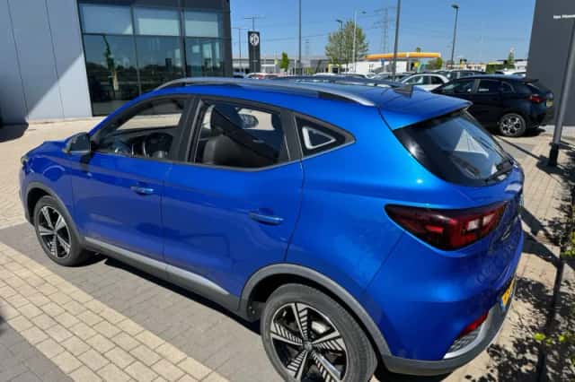 MG ZS EV (2020) thumbnail 6