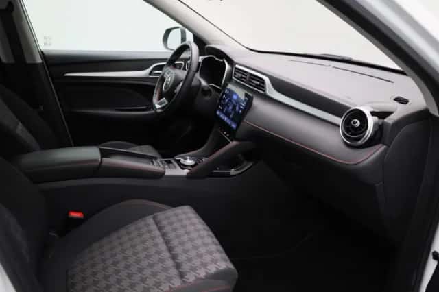 MG ZS EV (2022) thumbnail 30