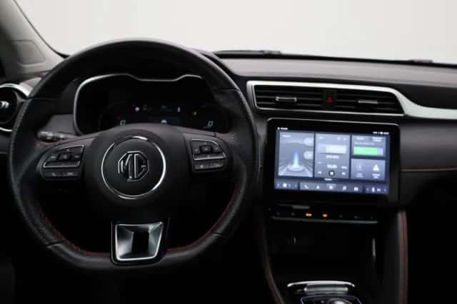 MG ZS EV (2022) thumbnail 7