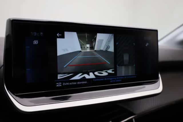 Peugeot 208 (2023) thumbnail 32