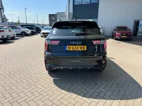 Lynk & Co 01 (2021) thumbnail 4