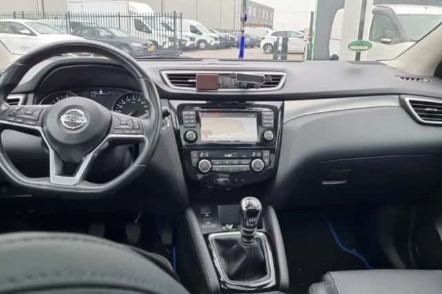 Nissan Qashqai (2017) thumbnail 7